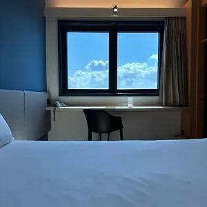 Hotel Ibis Fiera, Rome