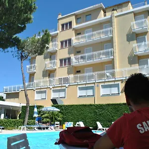Bahama Szálloda Rimini